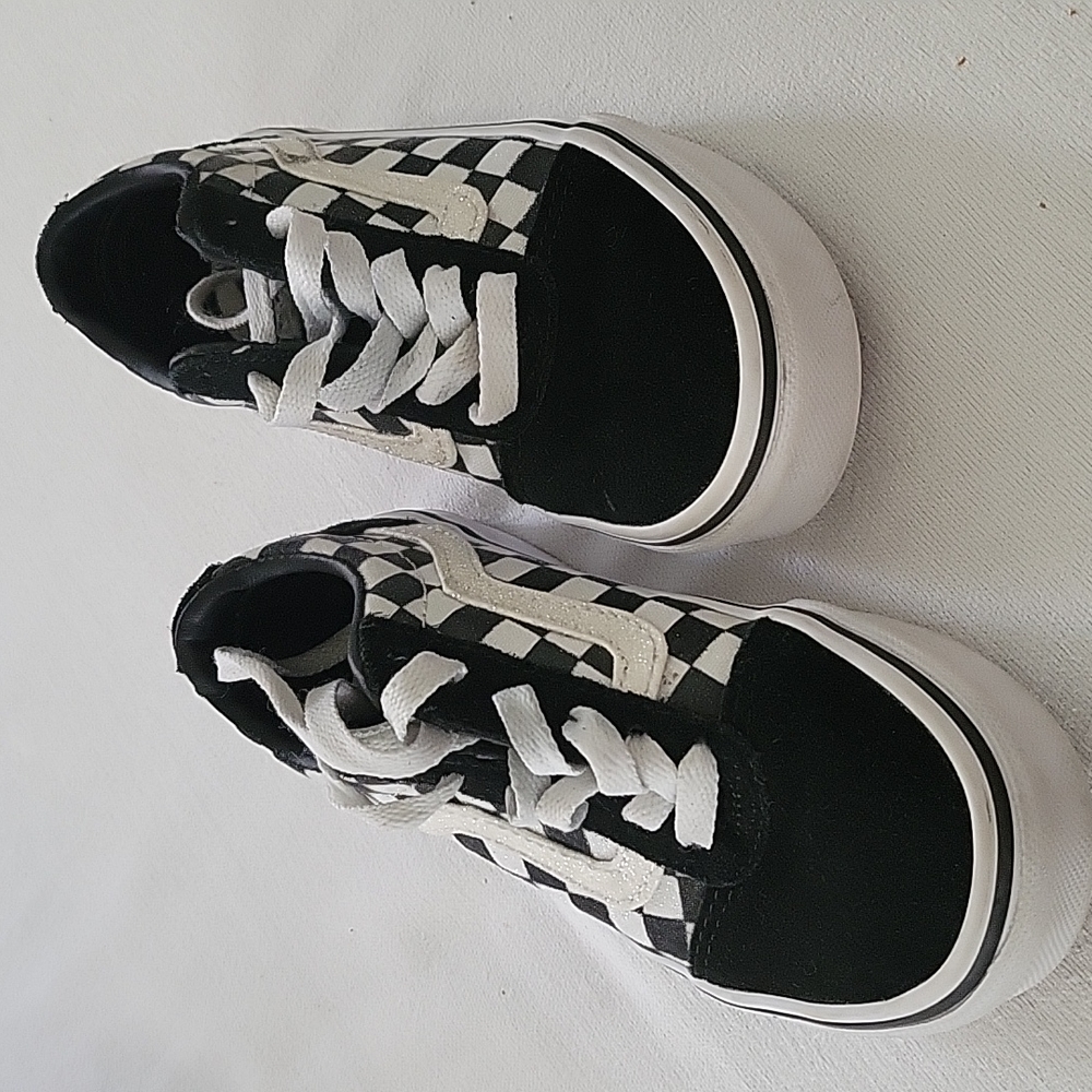 Kids Van's